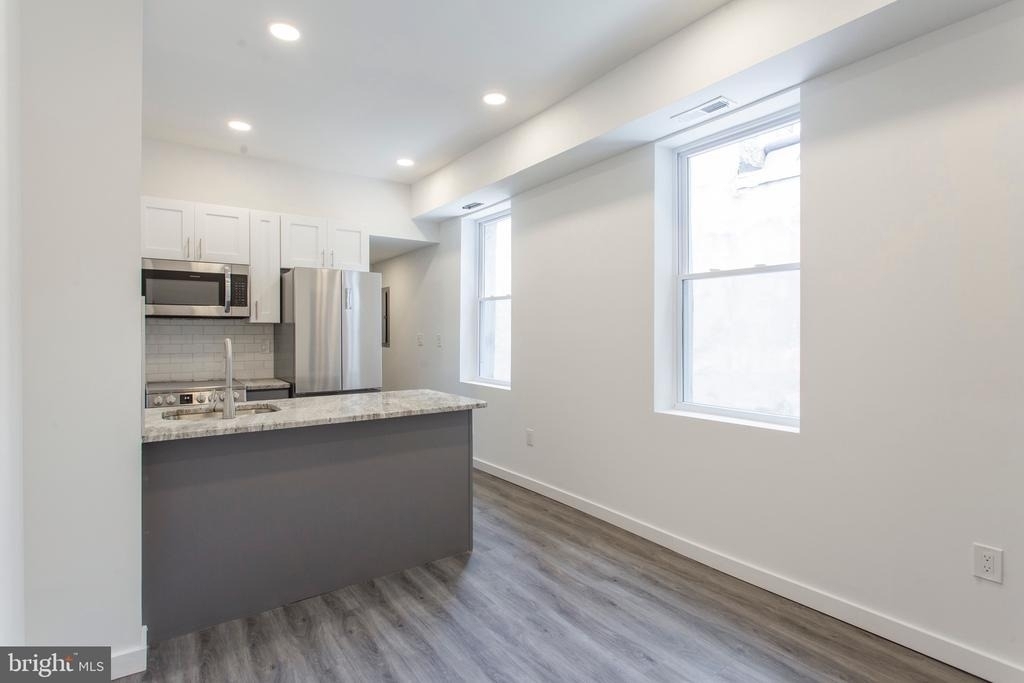 2131 N 8th Street - Photo 2