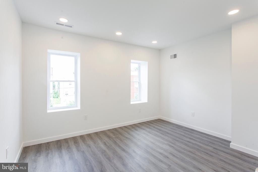 2131 N 8th Street - Photo 11