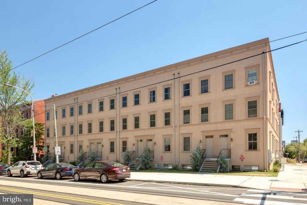 2012 W Girard Avenue - Photo 11