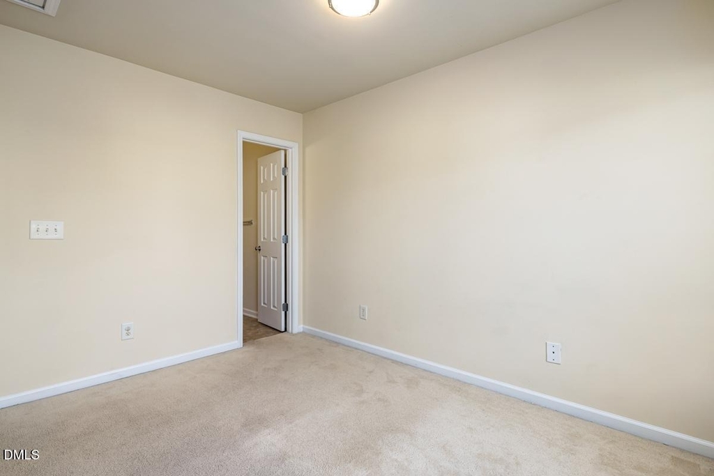 1619 Snowmass Way - Photo 15