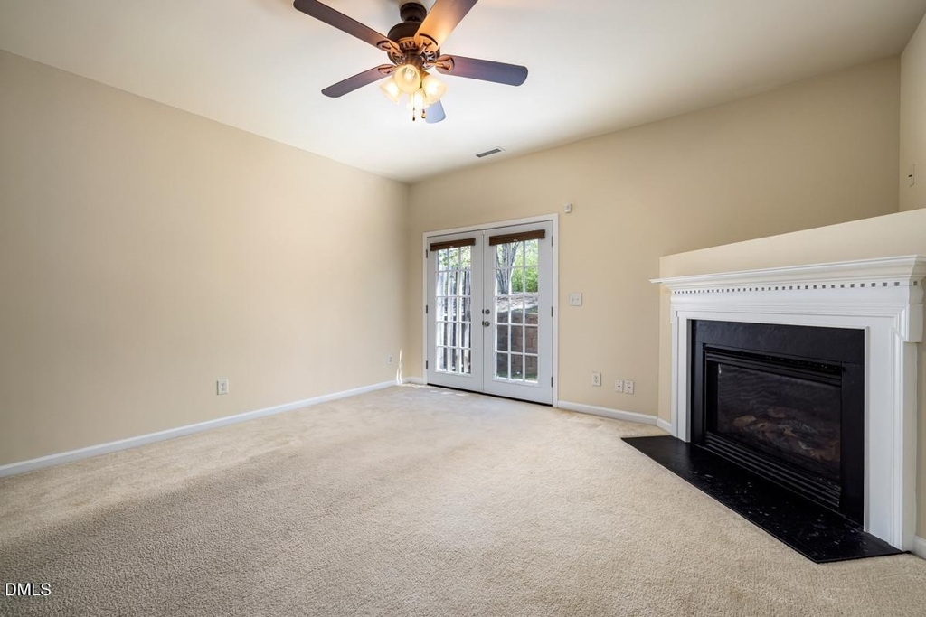 1619 Snowmass Way - Photo 8