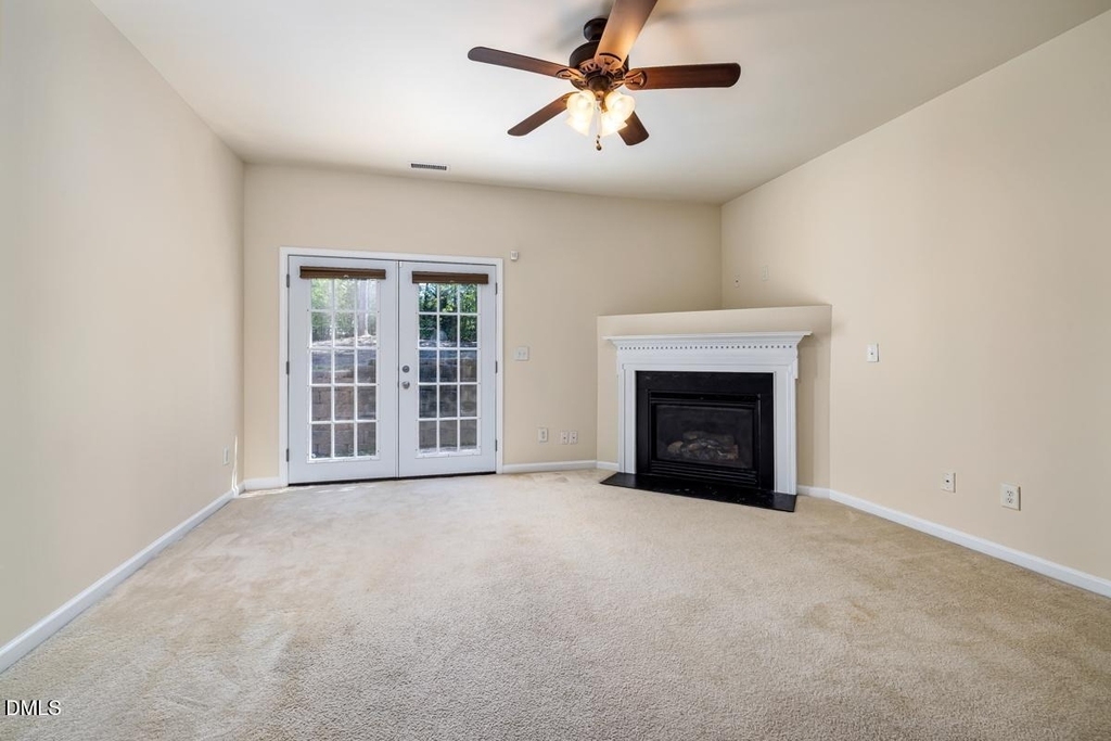 1619 Snowmass Way - Photo 6