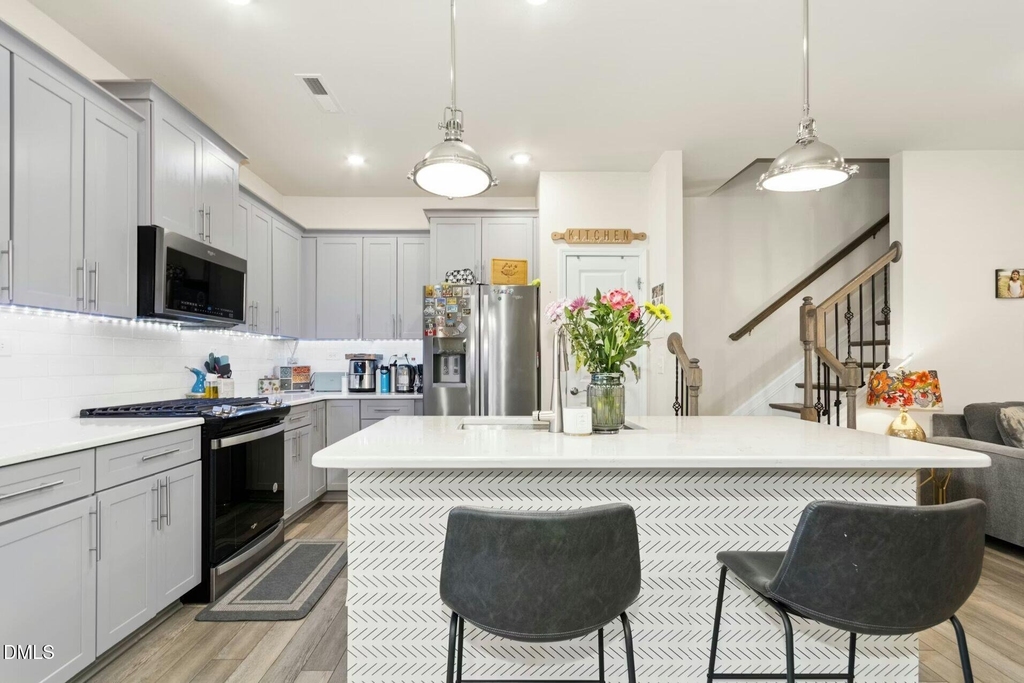 1209 Citadel Avenue - Photo 8