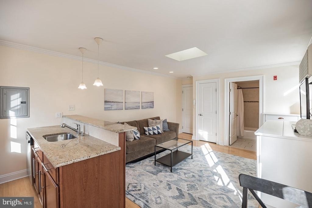 1716 Pine Street - Photo 10
