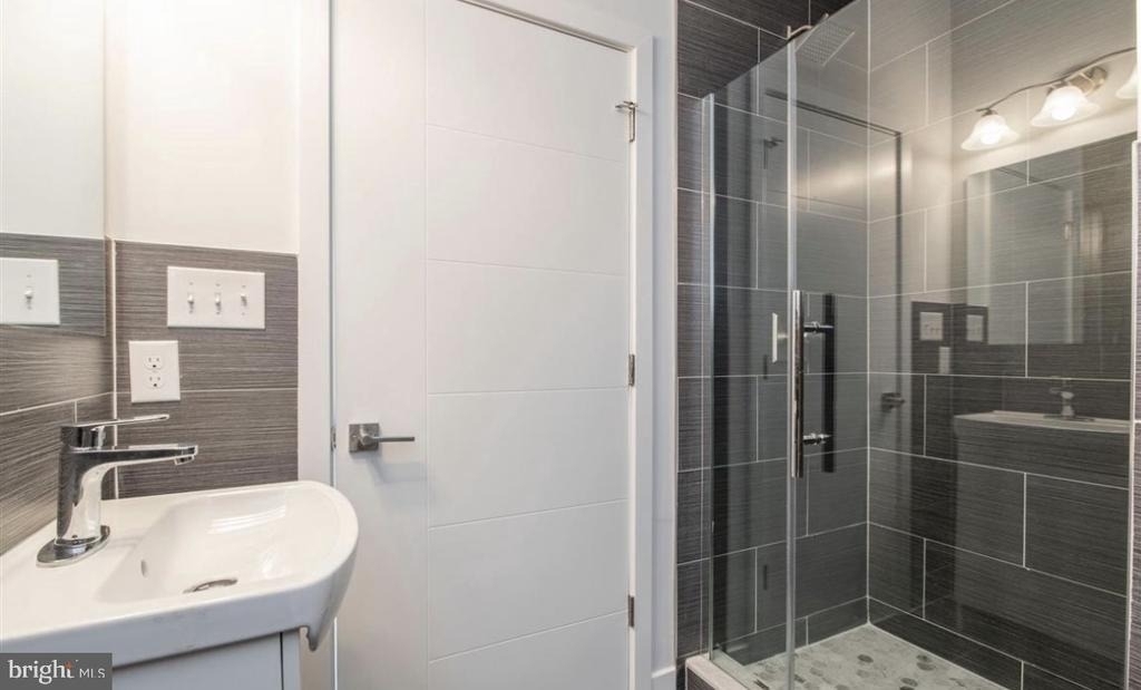 1251 N 15th Street - Photo 9
