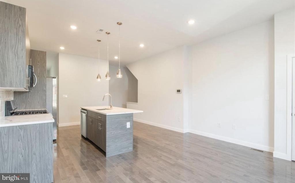 1251 N 15th Street - Photo 3