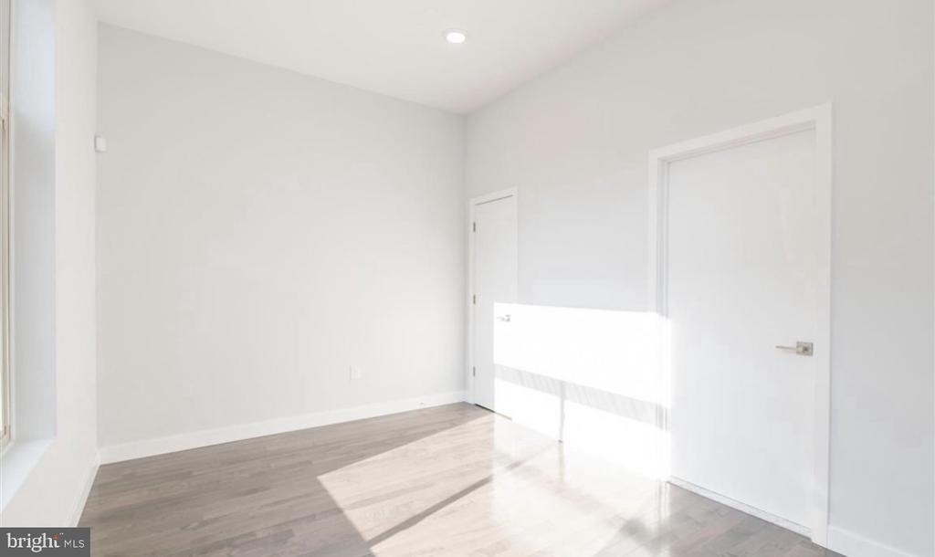 1251 N 15th Street - Photo 8
