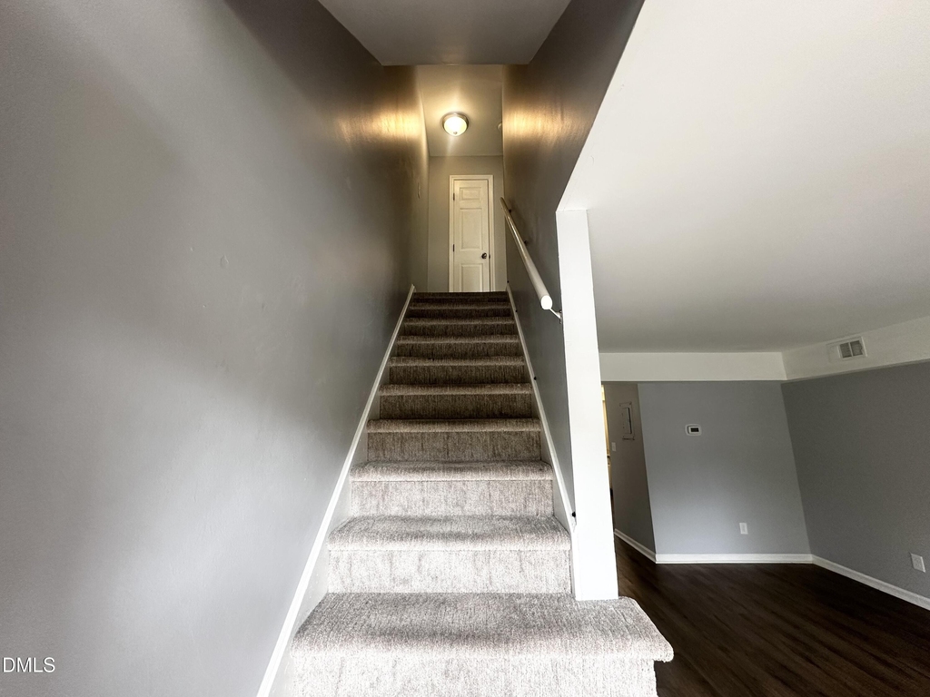 4808 Blue Bird Court - Photo 10