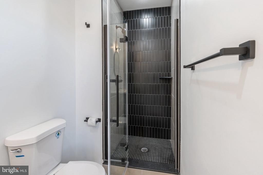 5758 Spruce Street - Photo 19