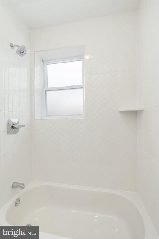 5758 Spruce Street - Photo 14
