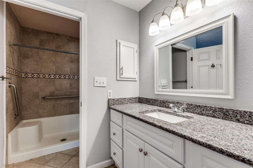 6719 Timberhill Dr - Photo 9
