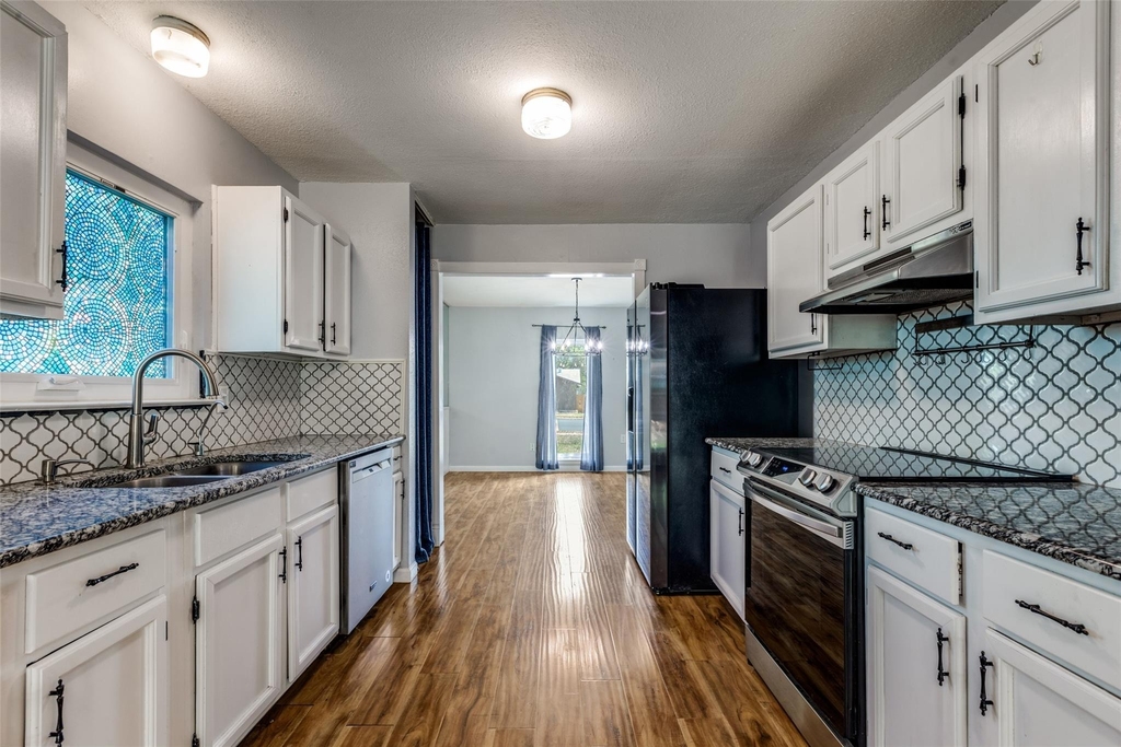 6719 Timberhill Dr - Photo 4