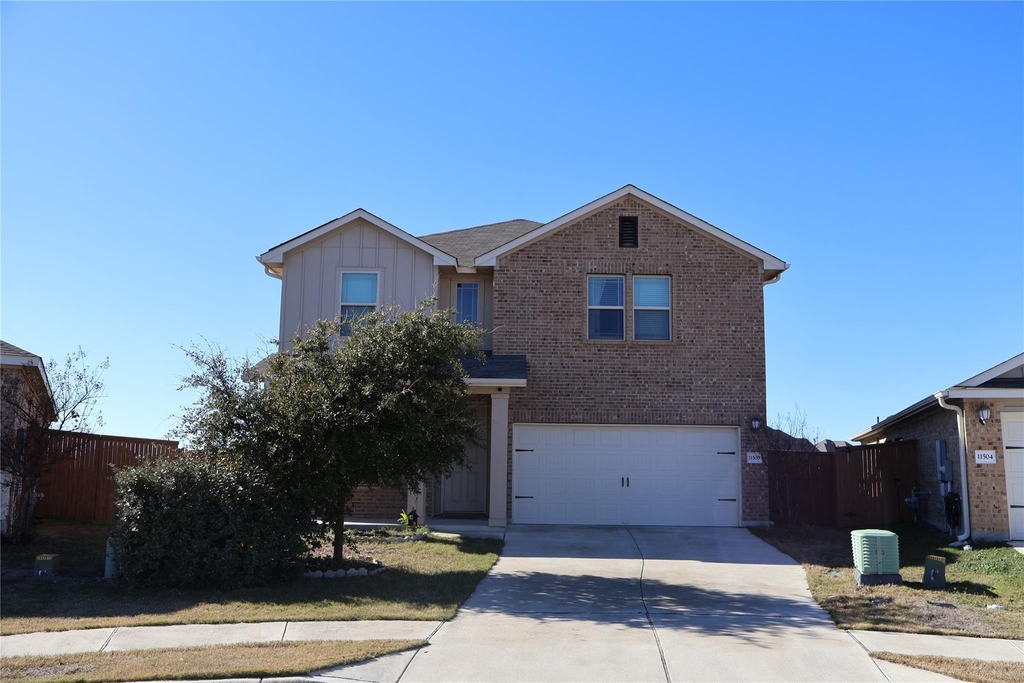 11500 Maple Leaf Way - Photo 0
