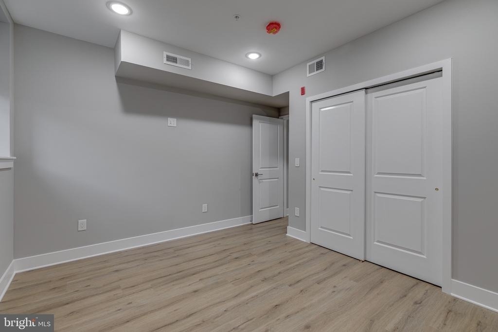 2113 W Master Street - Photo 21