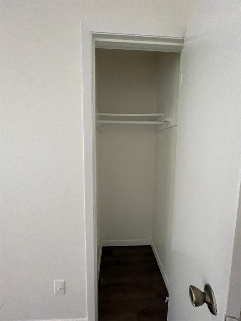3106 Duval St - Photo 1