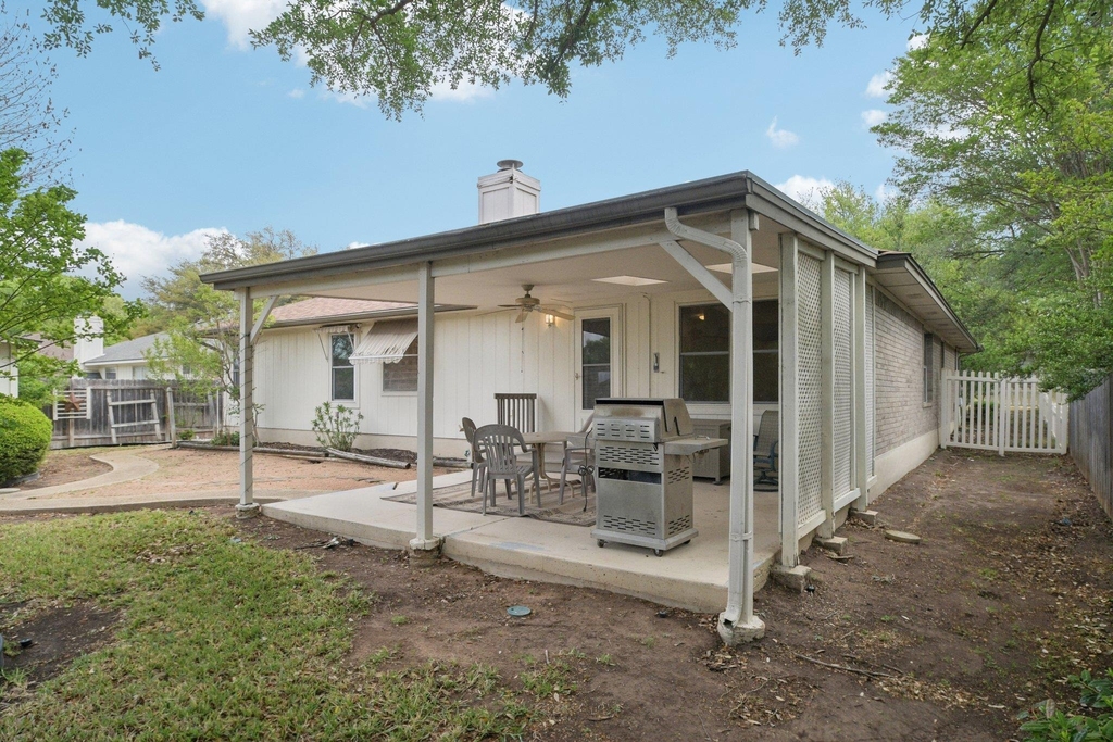 1300 Leah Ln - Photo 36