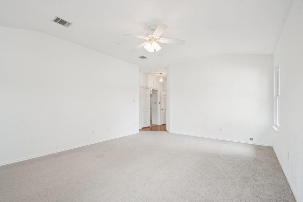 1300 Leah Ln - Photo 30