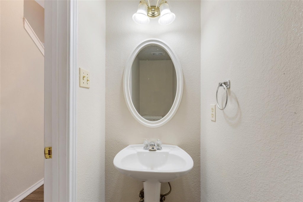 1717 Parkfield Cv - Photo 8