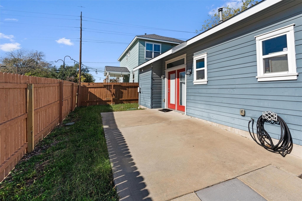 1809 Chestnut Ave - Photo 12