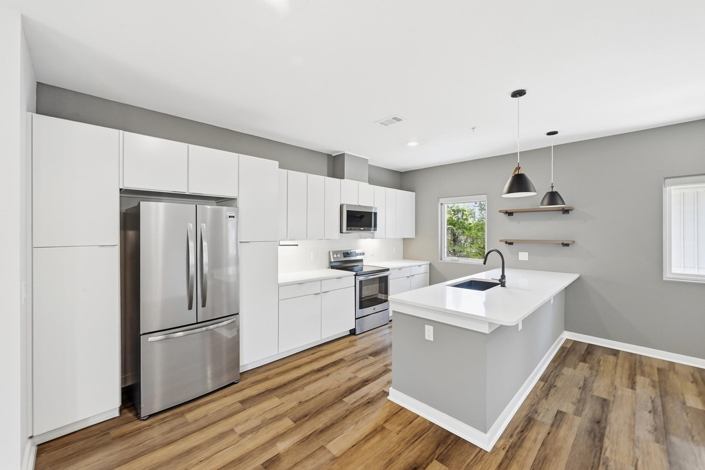 5924 S Congress Ave - Photo 8