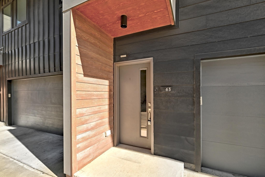 5924 S Congress Ave - Photo 2