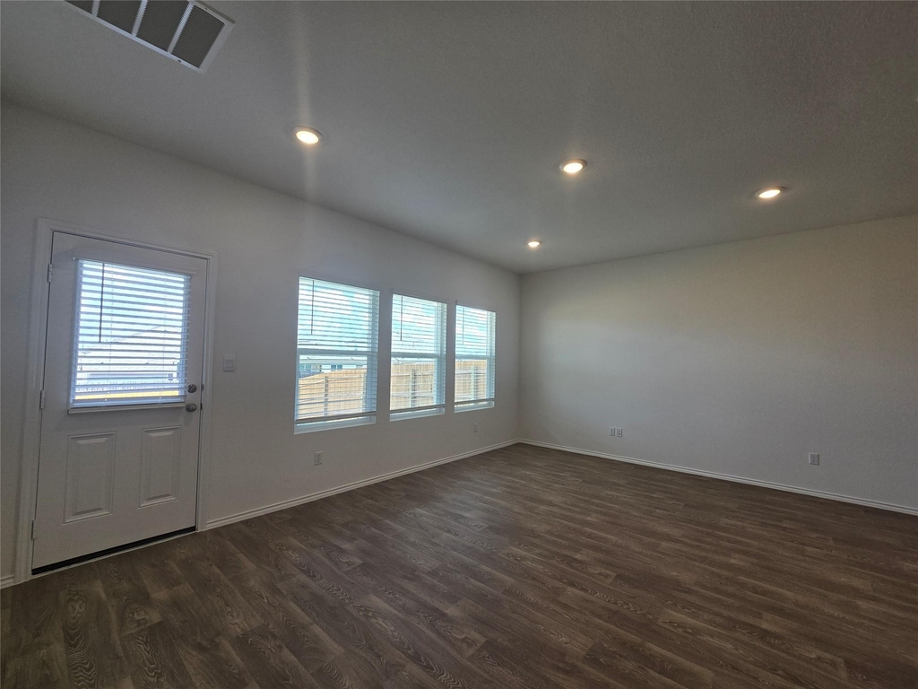 352 San Juan Trl - Photo 14