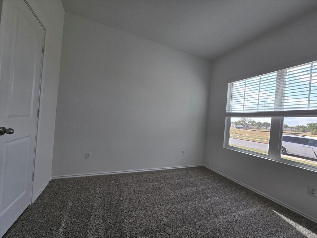 352 San Juan Trl - Photo 4