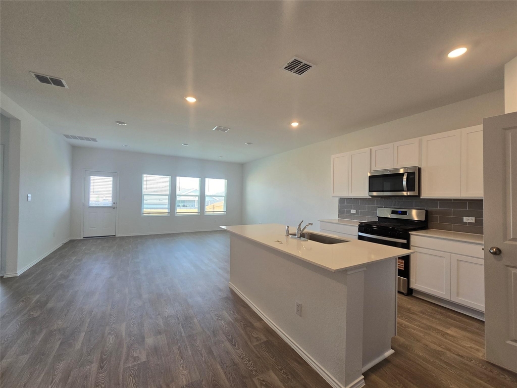 352 San Juan Trl - Photo 8
