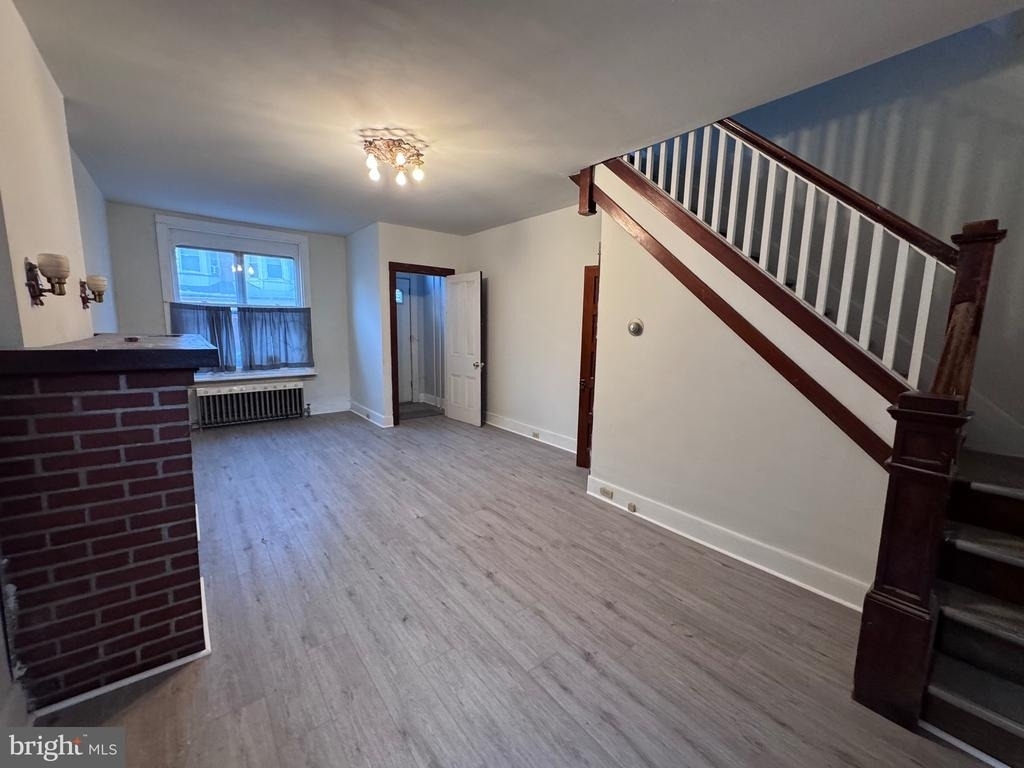 1710 Perkiomen Avenue - Photo 2