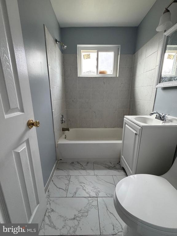 924 7th Street - Photo 11