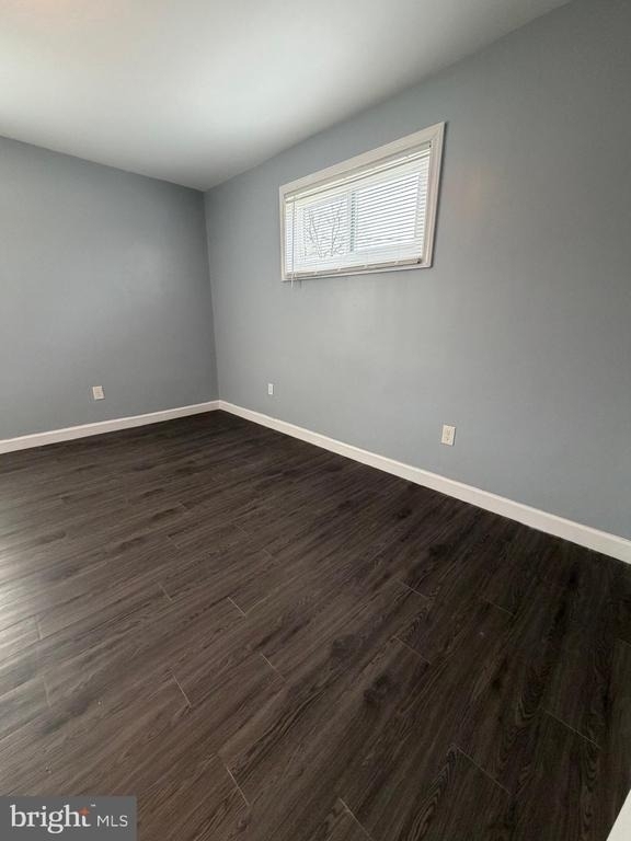 924 7th Street - Photo 17