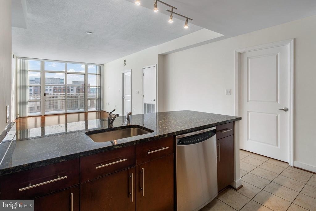 157 Fleet Street - Photo 13