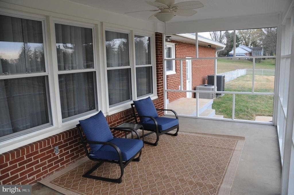16632 Alden Avenue - Photo 5