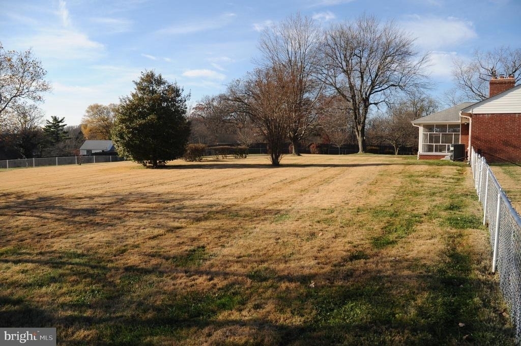 16632 Alden Avenue - Photo 3