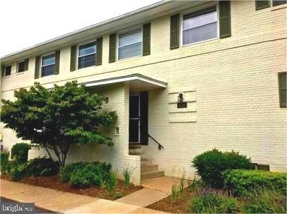 5319 Pooks Hill Road - Photo 0