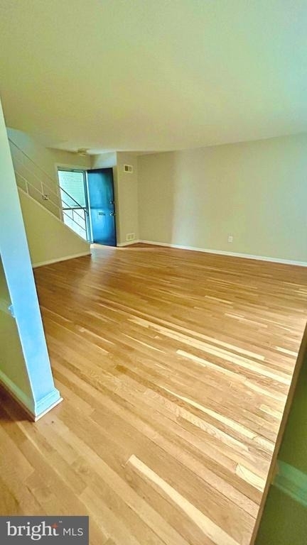 5319 Pooks Hill Road - Photo 11