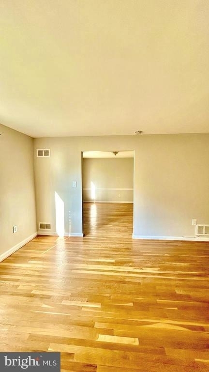 5319 Pooks Hill Road - Photo 12