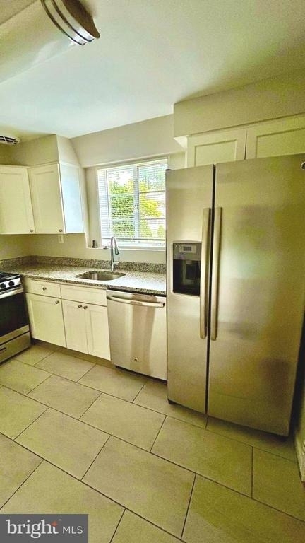 5319 Pooks Hill Road - Photo 13