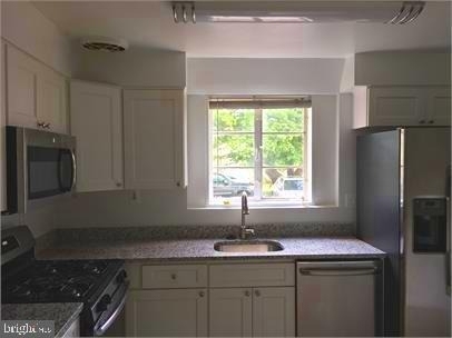 5319 Pooks Hill Road - Photo 3