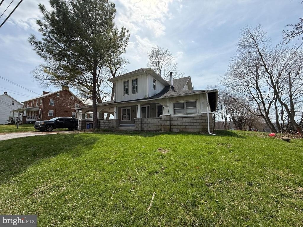 3502 Littlestown Pike - Photo 2