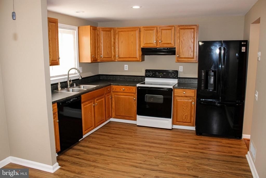 2708 Grindall Court - Photo 2