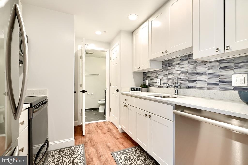 28 Allegheny Avenue - Photo 7