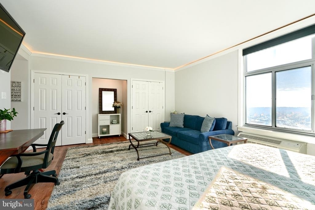 28 Allegheny Avenue - Photo 4