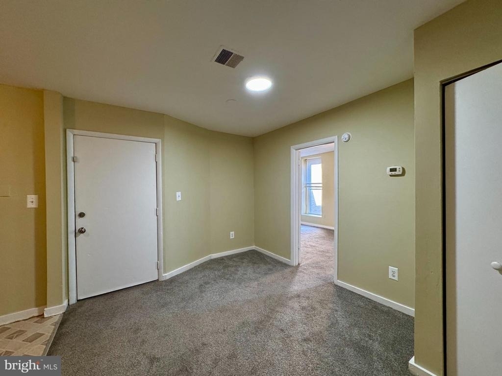 1503 Eutaw Place - Photo 2