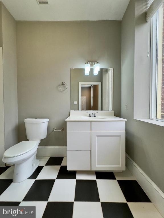 7 W Mulberry Street - Photo 17