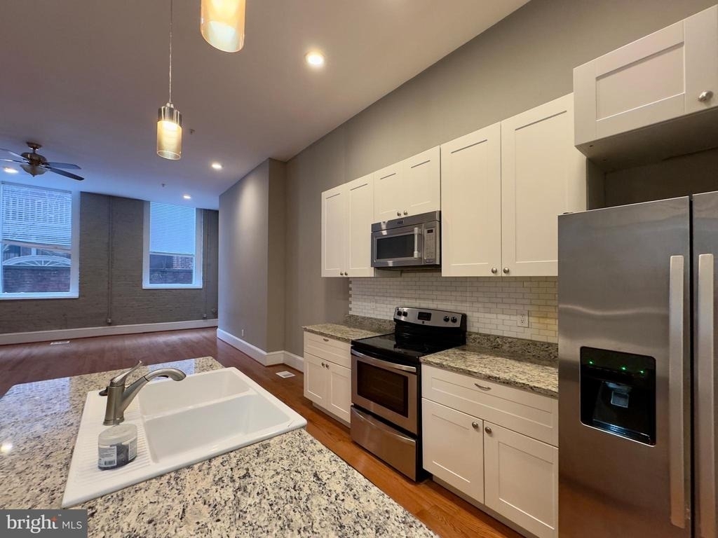 7 W Mulberry Street - Photo 4