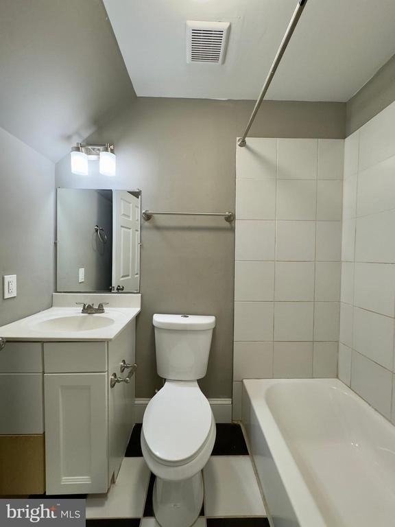 7 W Mulberry Street - Photo 15