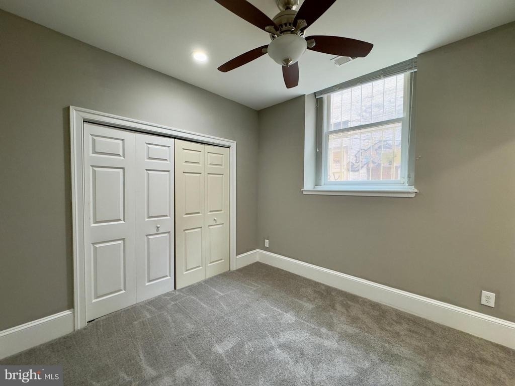7 W Mulberry Street - Photo 9