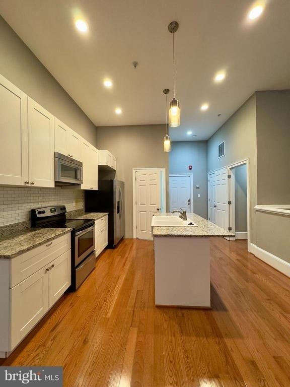 7 W Mulberry Street - Photo 1