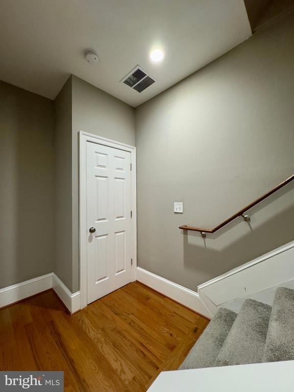 7 W Mulberry Street - Photo 8